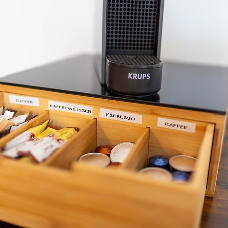 Soulscape Apartments Loft Zwickau Citycenter Mit Tg-Stellplatz, Magenta-Tv Und Klima Luaran gambar